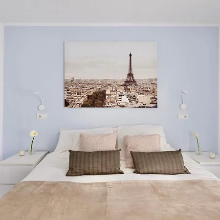20 Metres From The Sea In Apartment *