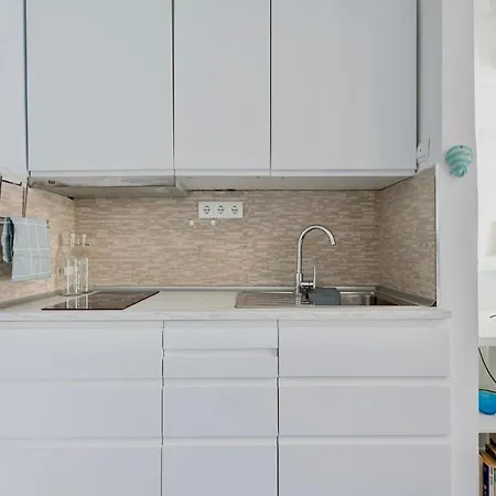 20 Metres From The Sea In Apartment